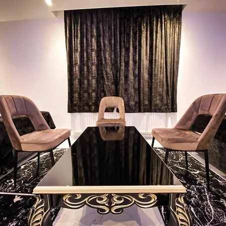 ゲストハウス Nring Am Nuerburgring アーデナウ