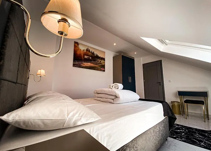 Nring Am Nuerburgring * Adenau